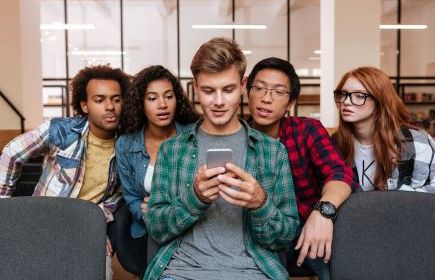 Comment la Gen Z redéfinit la culture contenus